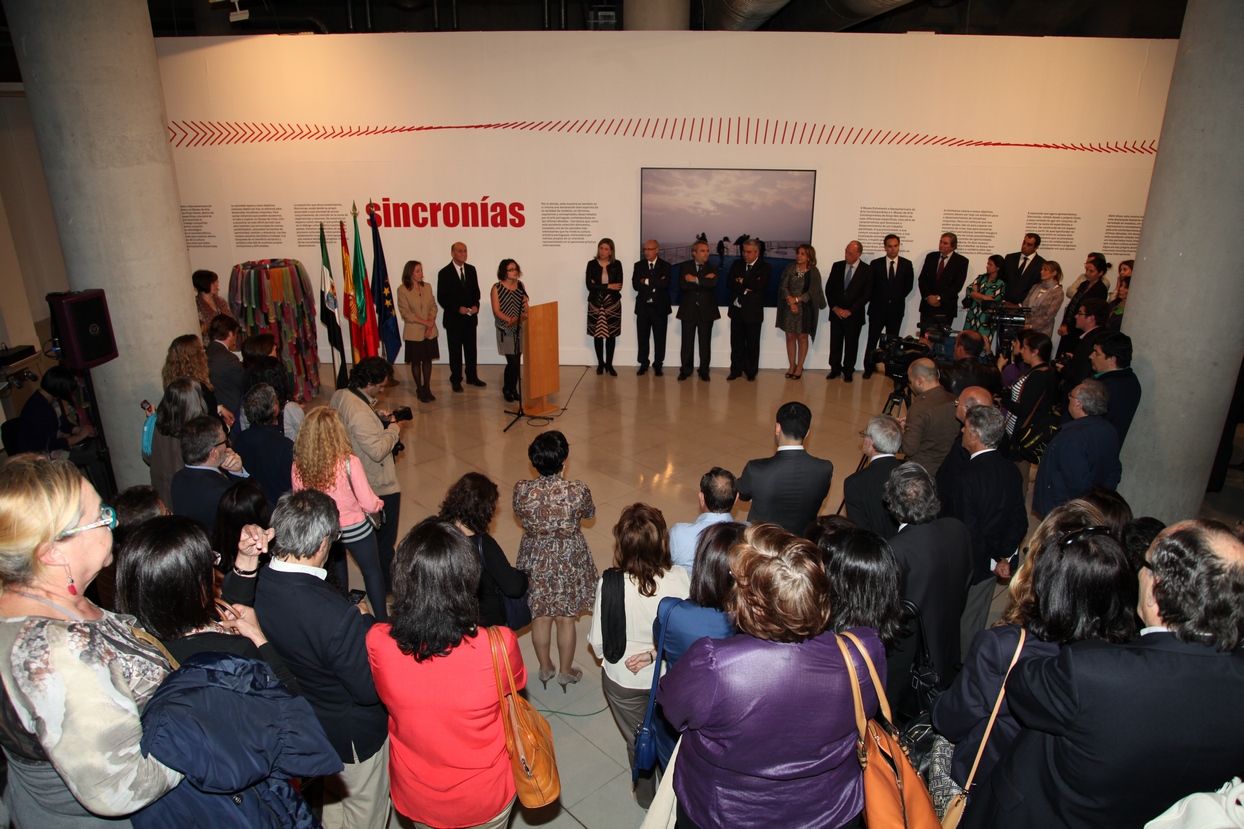 El MEIAC acoge la exposición "Sincronías: artistas portugueses en la Colección António Cachola"