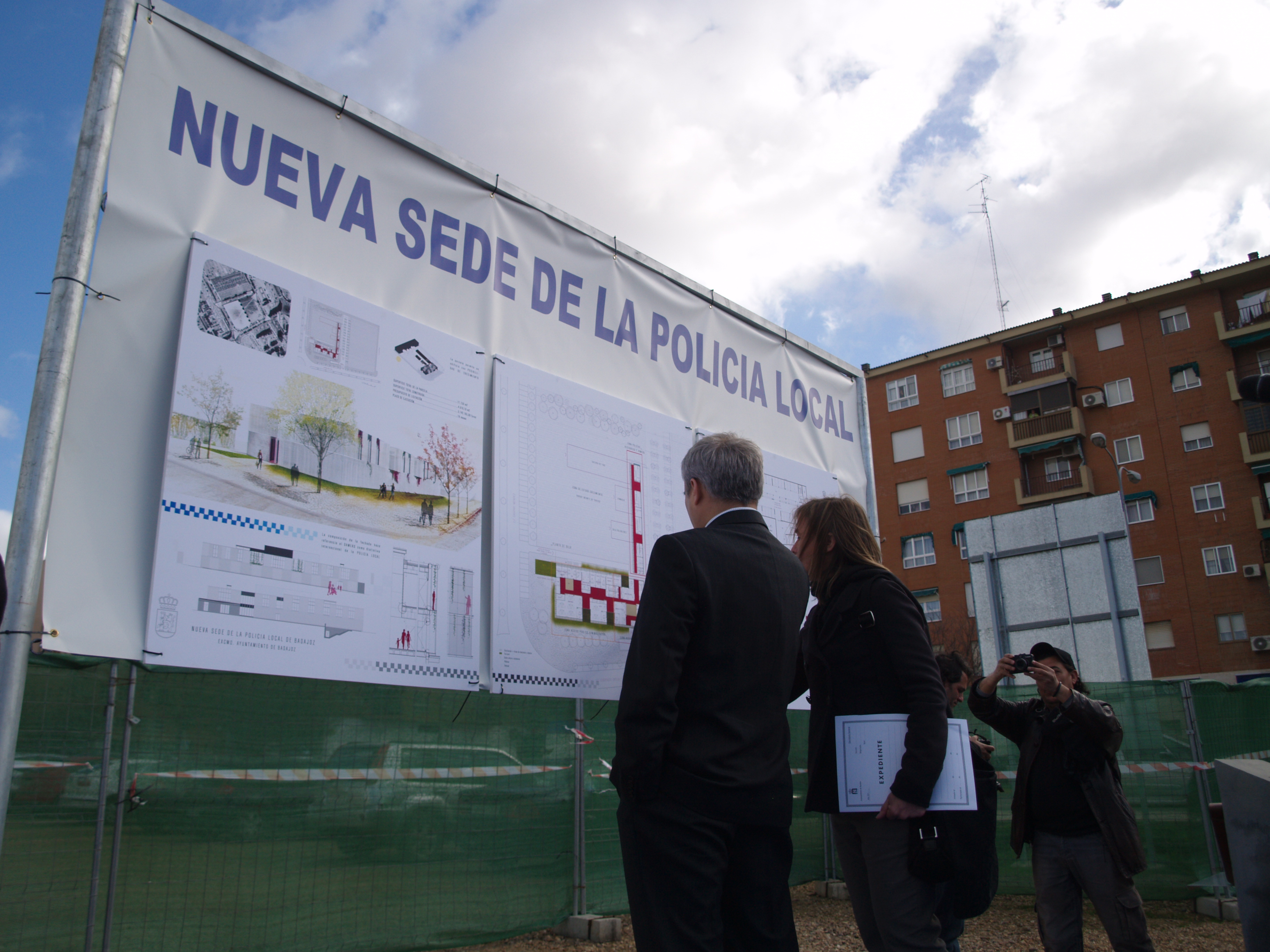 Fragoso coloca la primera piedra de la nueva sede de la Policía Local