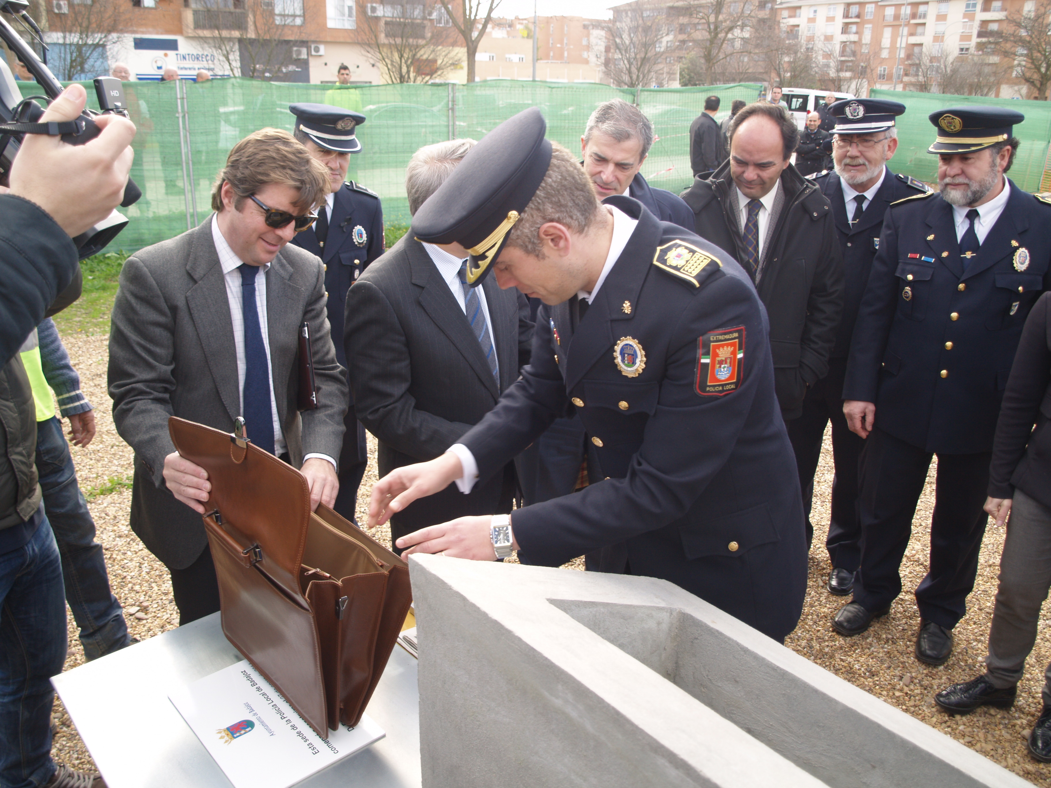 Fragoso coloca la primera piedra de la nueva sede de la Policía Local