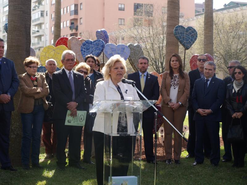 Imágenes del homenaje en Badajoz a las víctimas del terrorismo