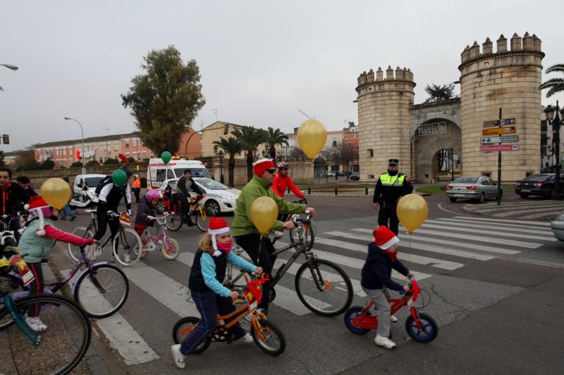 Ciclocabalgata Solidaria 2012 en Badajoz