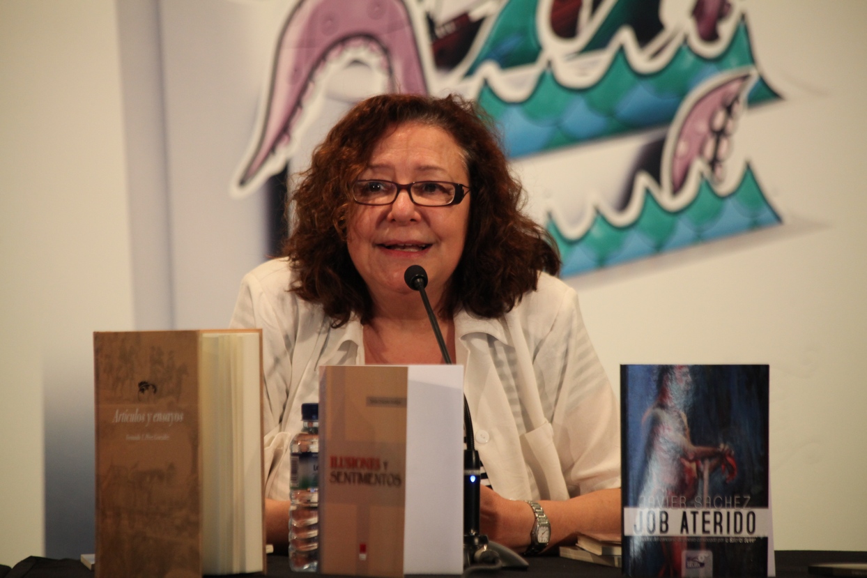 Carmen Posadas y Sánchez Adalid, firman en Badajoz sus últimos libros