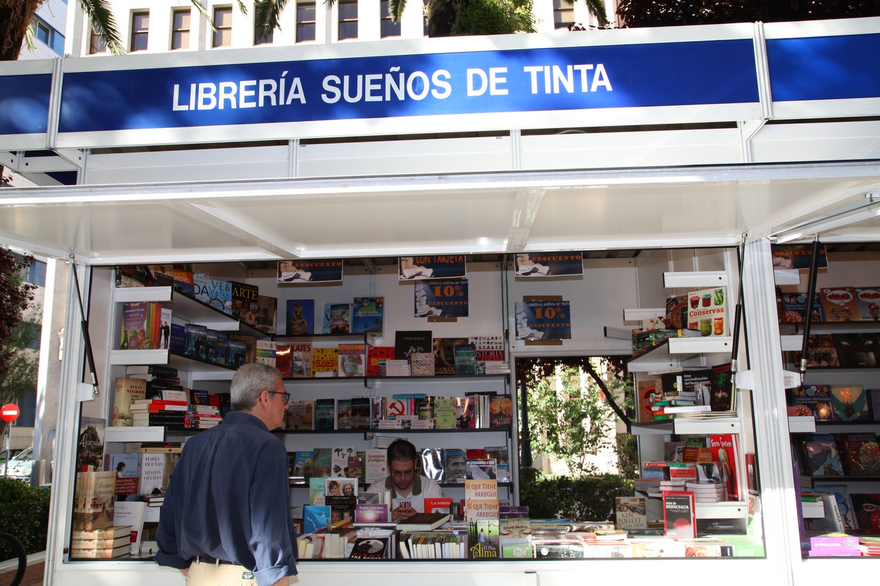 Da comienzo la Feria del Libro de Badajoz 2013