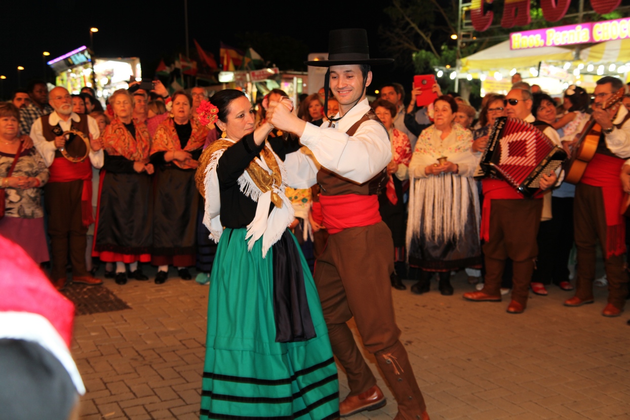 Imágenes de la inauguración y el alumbrado de la Feria de San Juan Badajoz