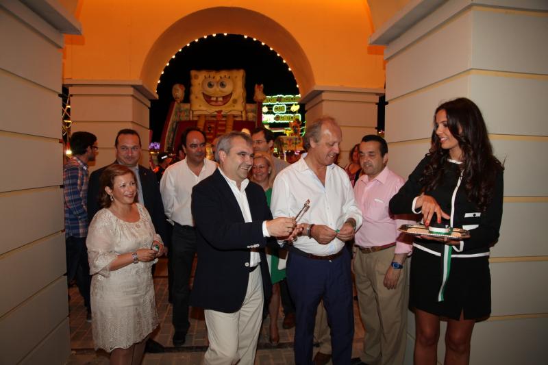 Imágenes de la inauguración y el alumbrado de la Feria de San Juan Badajoz