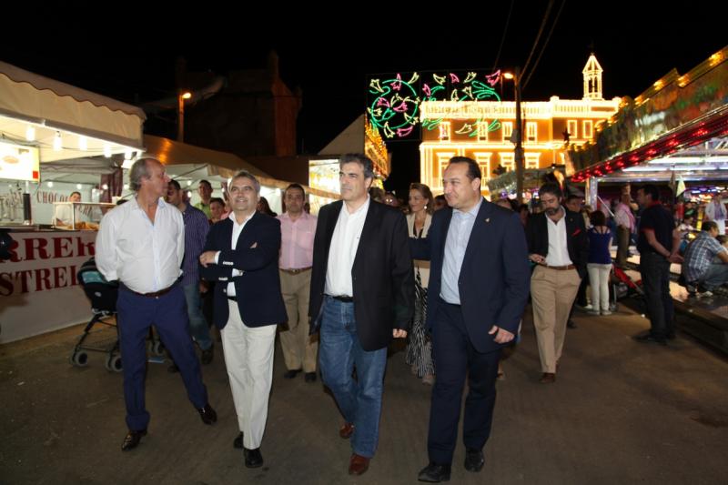 Imágenes de la inauguración y el alumbrado de la Feria de San Juan Badajoz