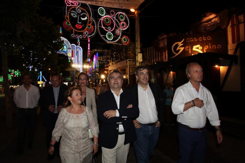 Imágenes de la inauguración y el alumbrado de la Feria de San Juan Badajoz