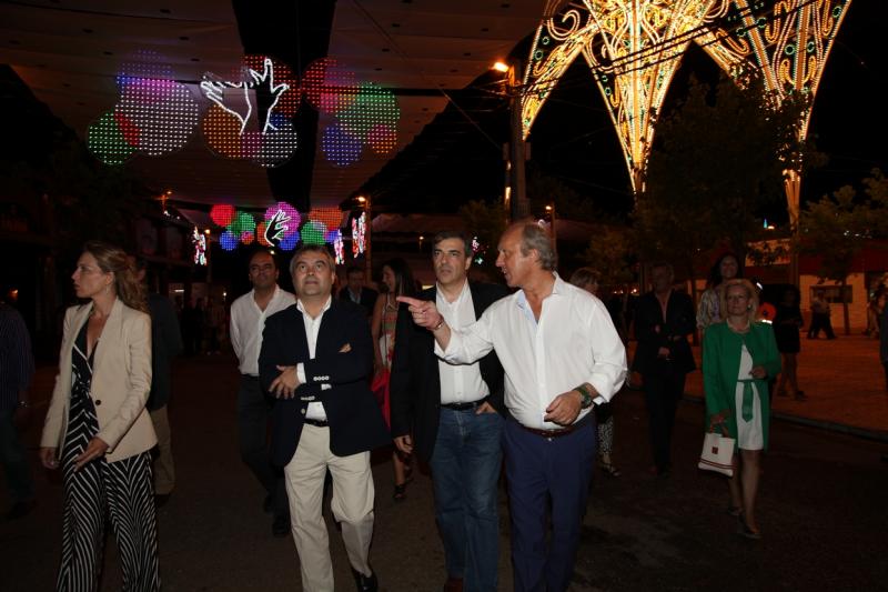 Imágenes de la inauguración y el alumbrado de la Feria de San Juan Badajoz