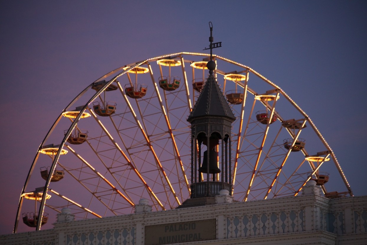 Imágenes de la inauguración y el alumbrado de la Feria de San Juan Badajoz