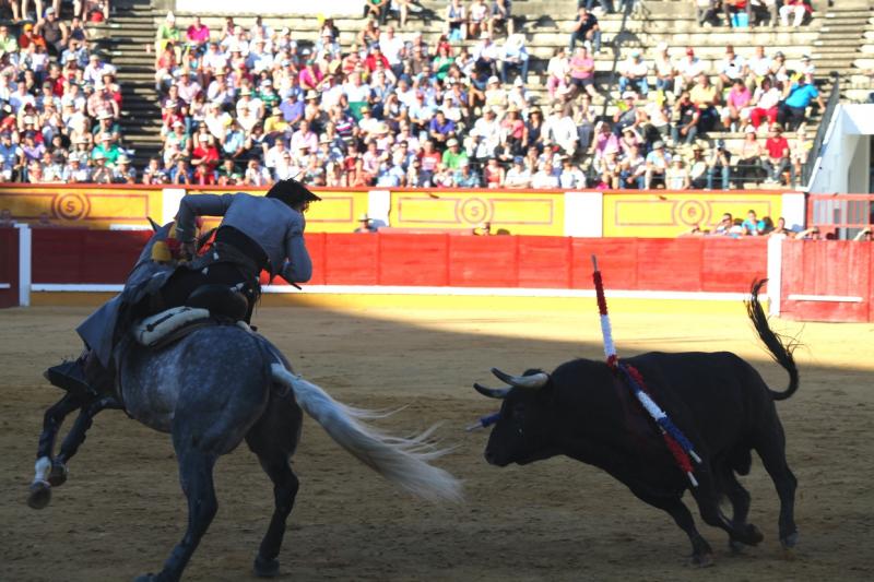 Imágenes de la primera tarde de feria taurina en Badajoz