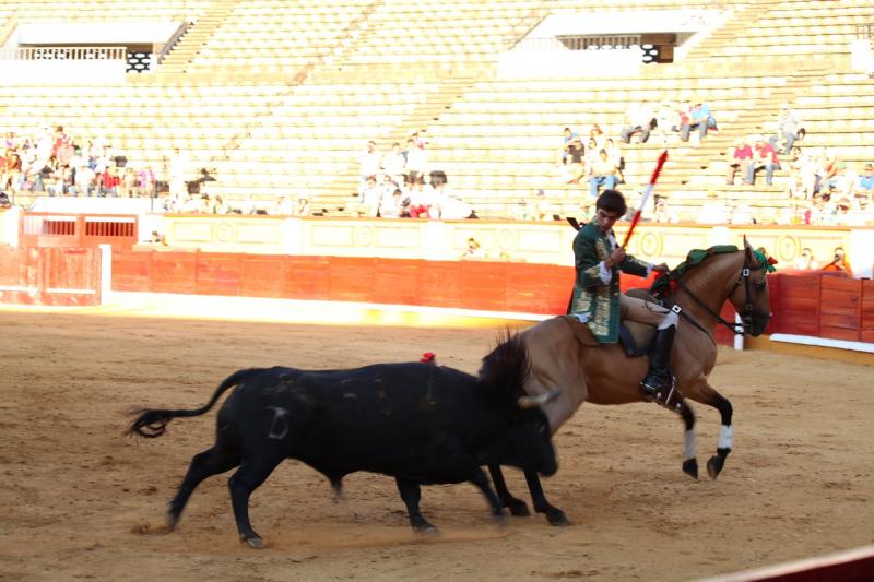Imágenes de la primera tarde de feria taurina en Badajoz Imágenes de la primera tarde de feria taurina en Badajoz