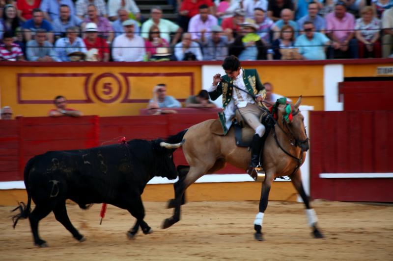 Imágenes de la primera tarde de feria taurina en Badajoz