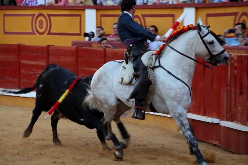 Imágenes de la primera tarde de feria taurina en Badajoz