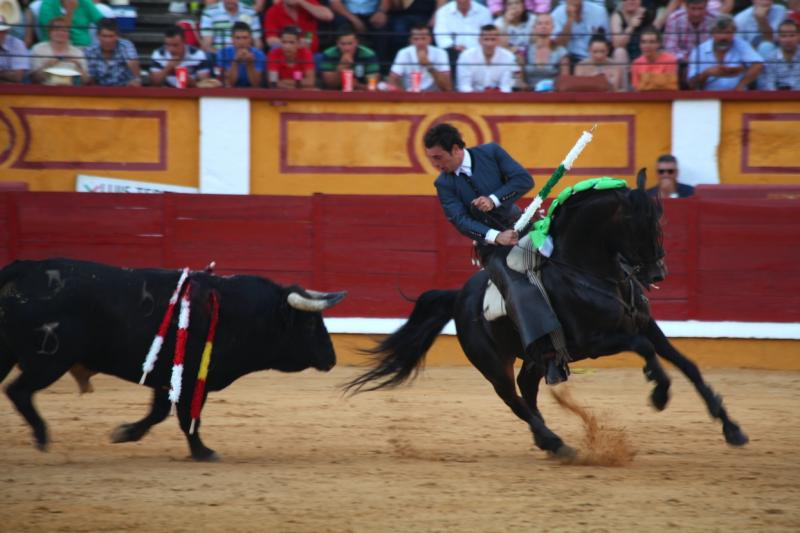 Imágenes de la primera tarde de feria taurina en Badajoz Imágenes de la primera tarde de feria taurina en Badajoz