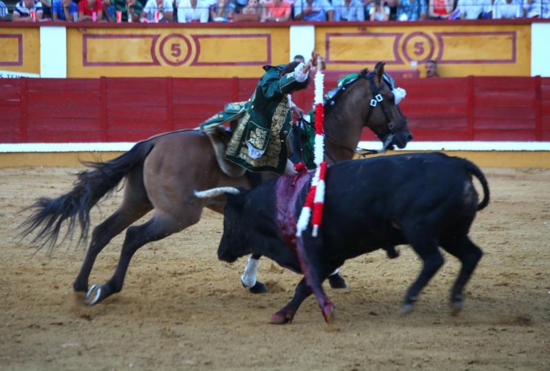 Imágenes de la primera tarde de feria taurina en Badajoz