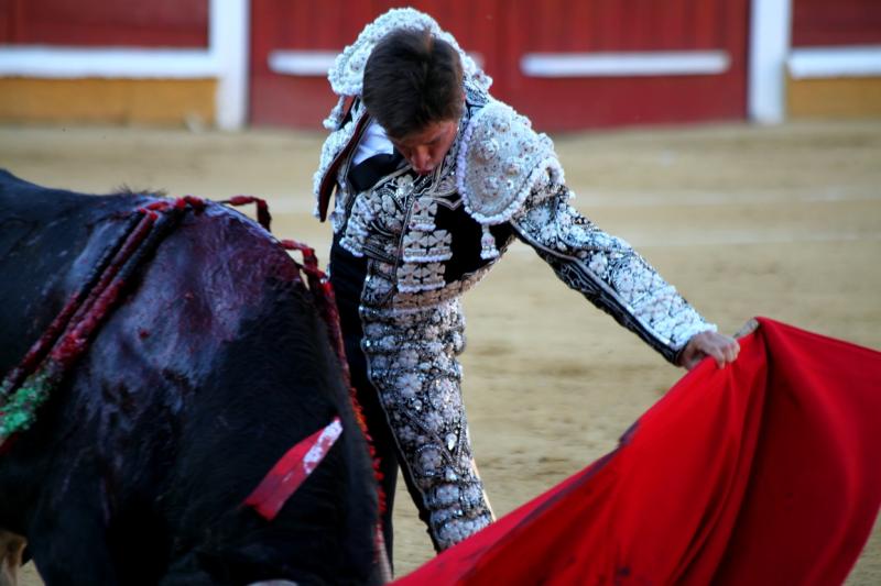 Imágenes de la corrida de El Juli, Manzanares y Ferrera en Badajoz