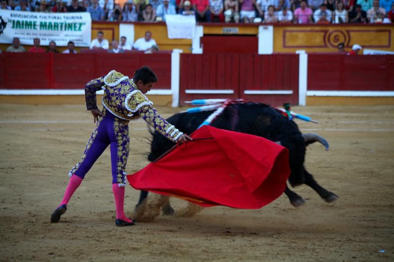 Imágenes de la corrida de El Juli, Manzanares y Ferrera en Badajoz