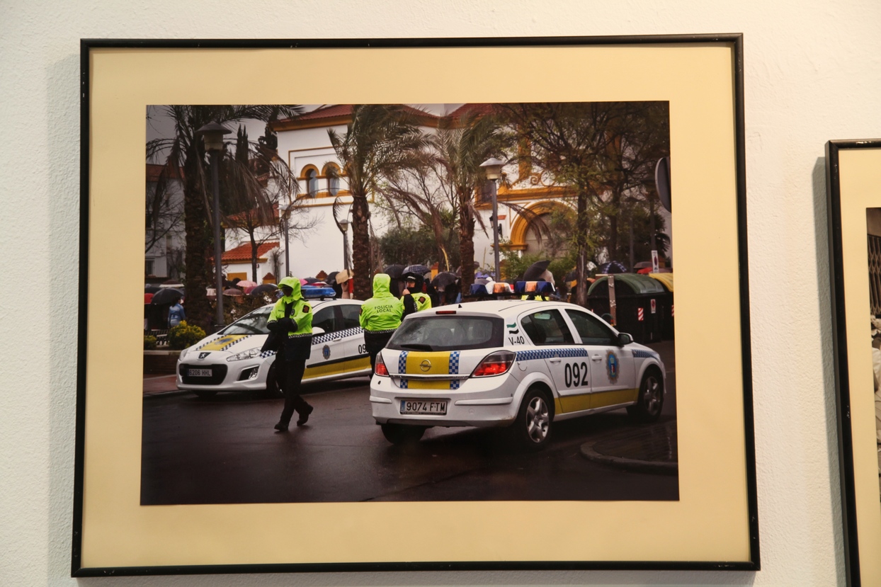 Las fotografías del concurso policial se exponen en el Luis de Morales de Badajoz