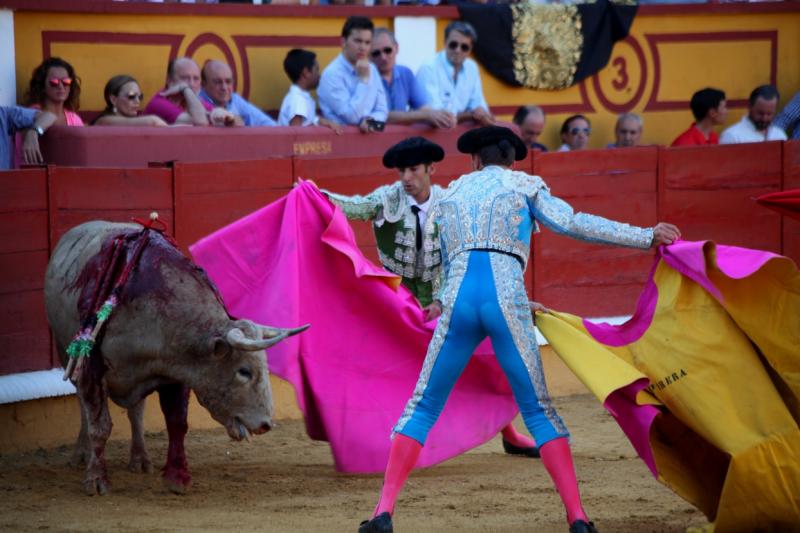 Imágenes de la corrida de Talavante, Perera y Morante en Badajoz