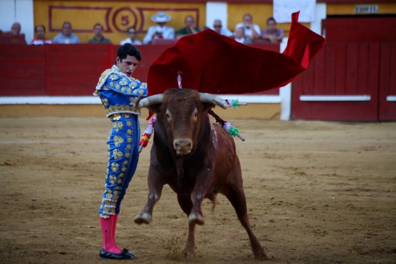 Imágenes de la corrida de Talavante, Perera y Morante en Badajoz Imágenes de la corrida de Talavante, Perera y Morante en Badajoz