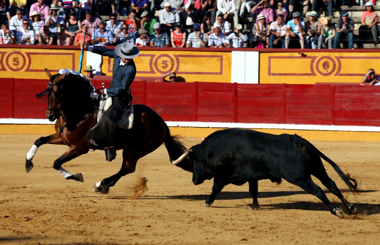 Imágenes de la primera tarde de feria taurina en Badajoz