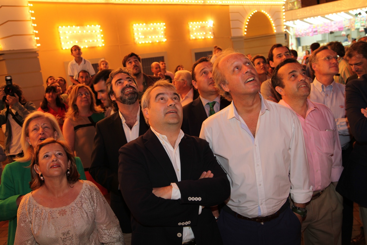 Imágenes de la inauguración y el alumbrado de la Feria de San Juan Badajoz