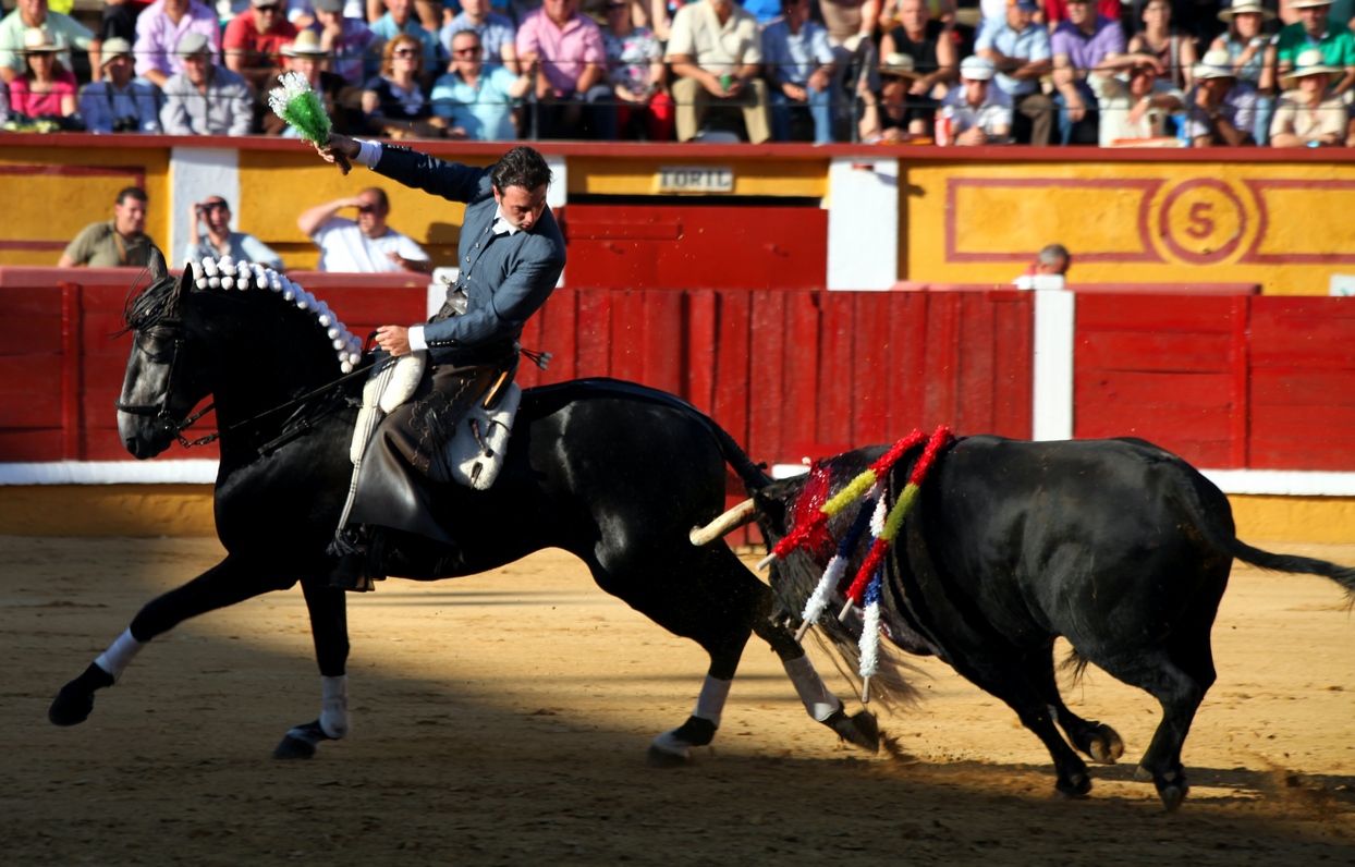 Imágenes de la primera tarde de feria taurina en Badajoz