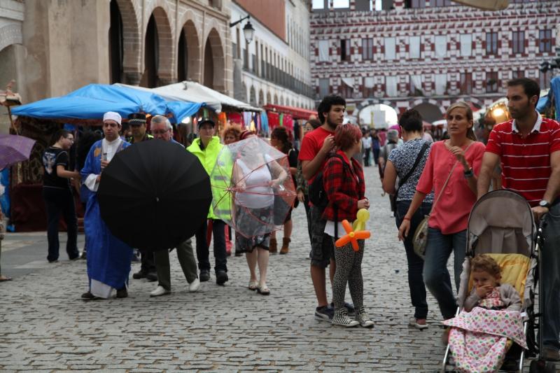 Ambiente en Almossassa la jornada de viernes 27