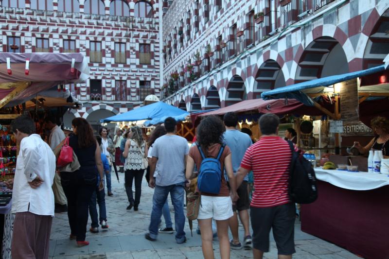 Ambiente en Almossassa la jornada de viernes 27