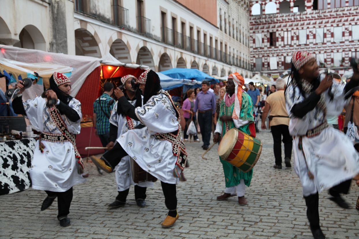 Ambiente en Almossassa la jornada de viernes 27