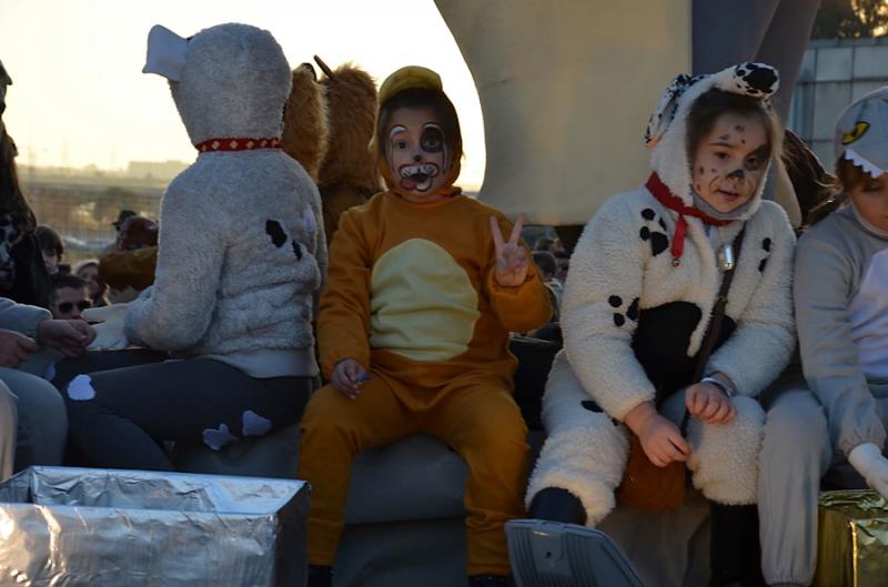 Miles de niños disfrutan de la llegada de los Reyes Magos de Oriente a Badajoz Parte I