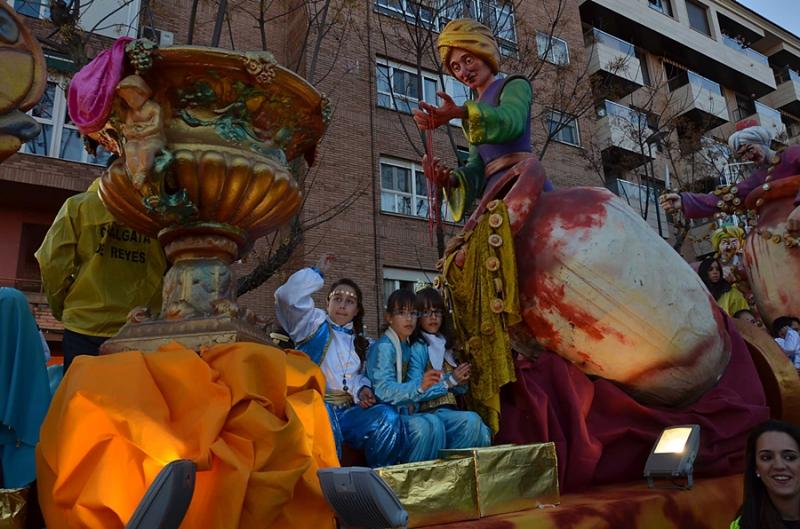 Miles de niños disfrutan de la llegada de los Reyes Magos de Oriente a Badajoz Parte I