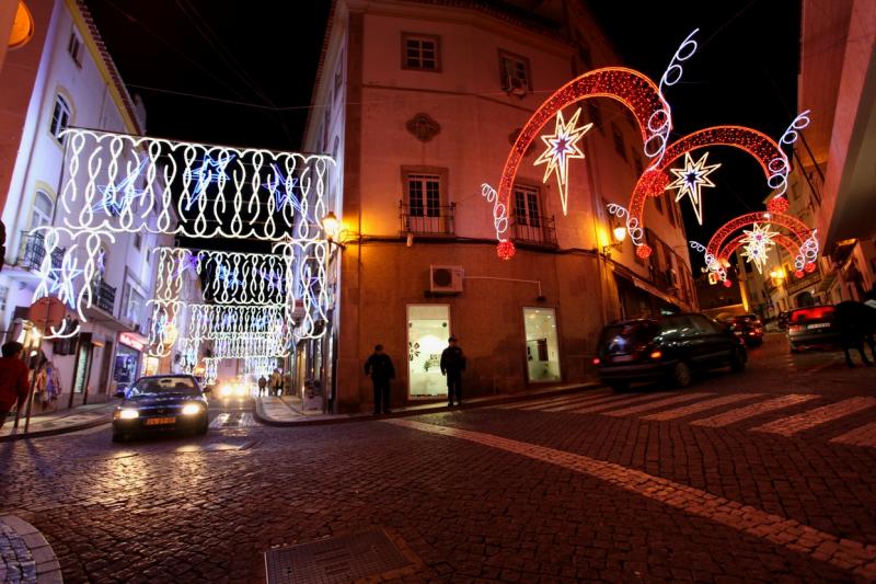 Pista de Patinaje sobre hielo e iluminación navideña de Elvas