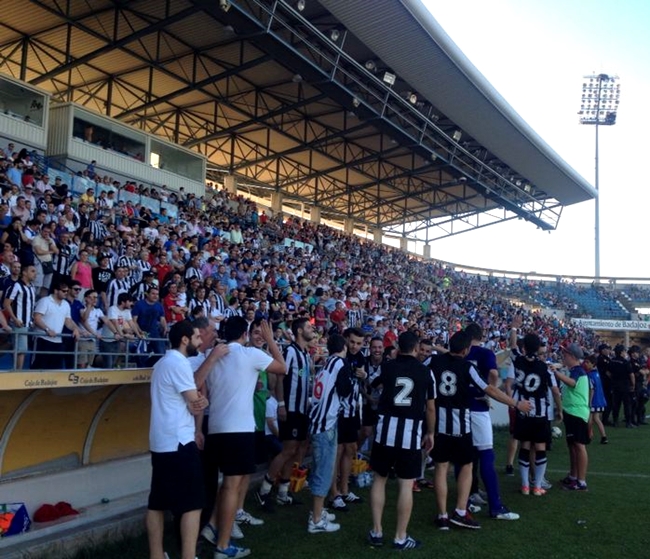 Imágenes del ascenso del CD.Badajoz a Tercera División