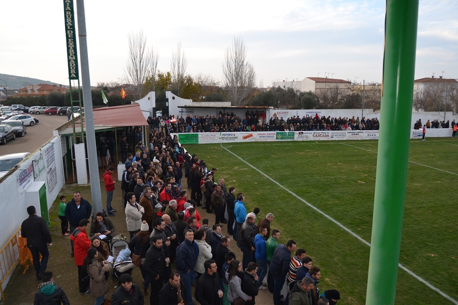 Imágenes del torneo benéfico de fútbol de Valverde de Leganés - Parte II