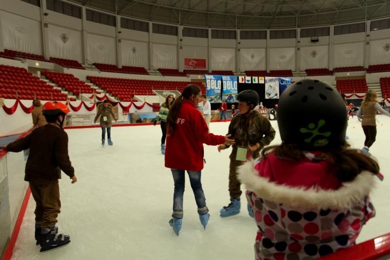 Pista de Patinaje sobre hielo e iluminación navideña de Elvas