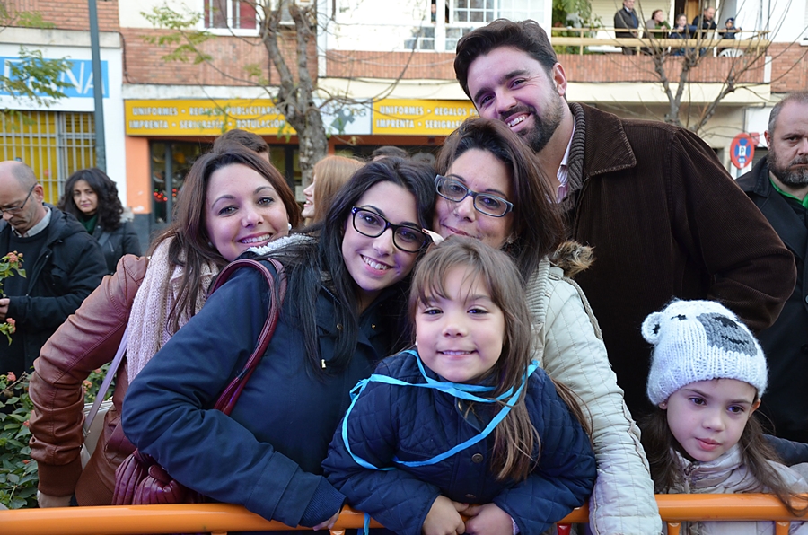 Miles de niños disfrutan de la llegada de los Reyes Magos de Oriente a Badajoz Parte II