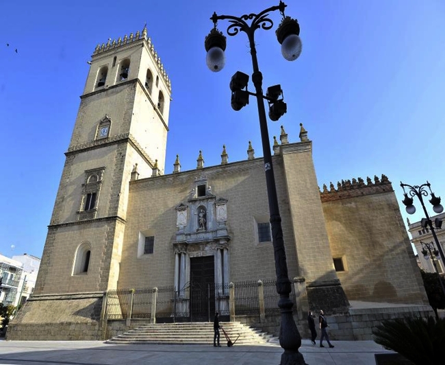 Exponen 750 belenes en el claustro de la Catedral de Badajoz