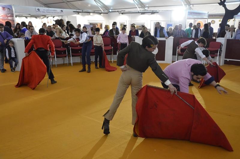 Exhibición de Toreo de Salón en la feria del Toro de Olivenza