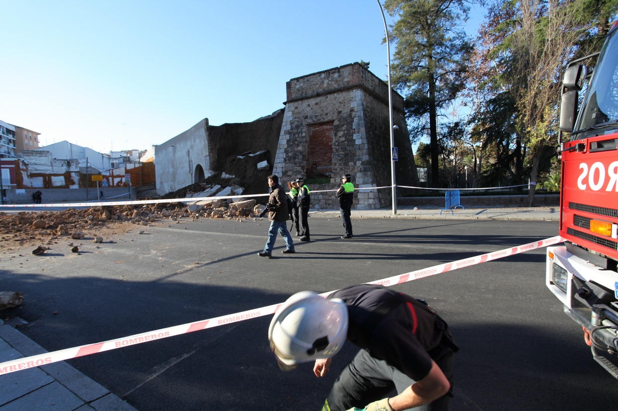 Derrumbe de Puerta Trinidad en Badajoz