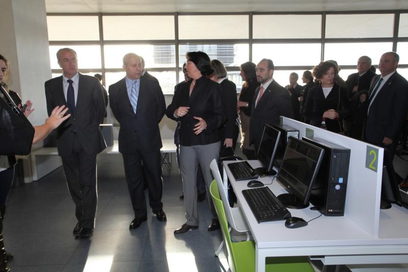 Wert inaugura la nueva Biblioteca Pública del Estado en Badajoz