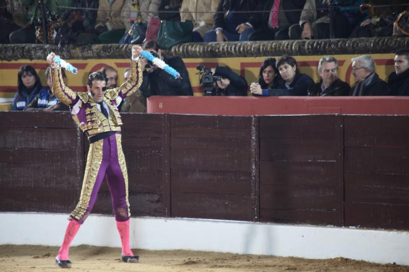 Reportaje fotográfico de la corrida de El Juli, Perera y Padilla en Olivenza