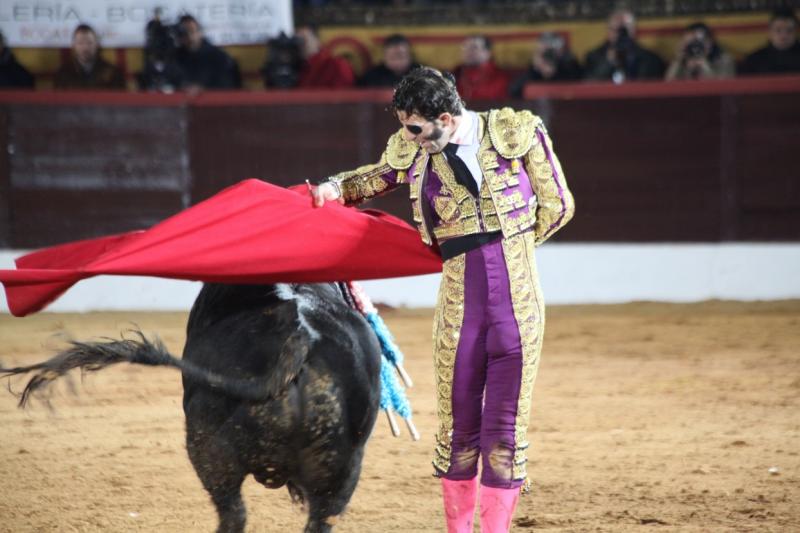 Reportaje fotográfico de la corrida de El Juli, Perera y Padilla en Olivenza