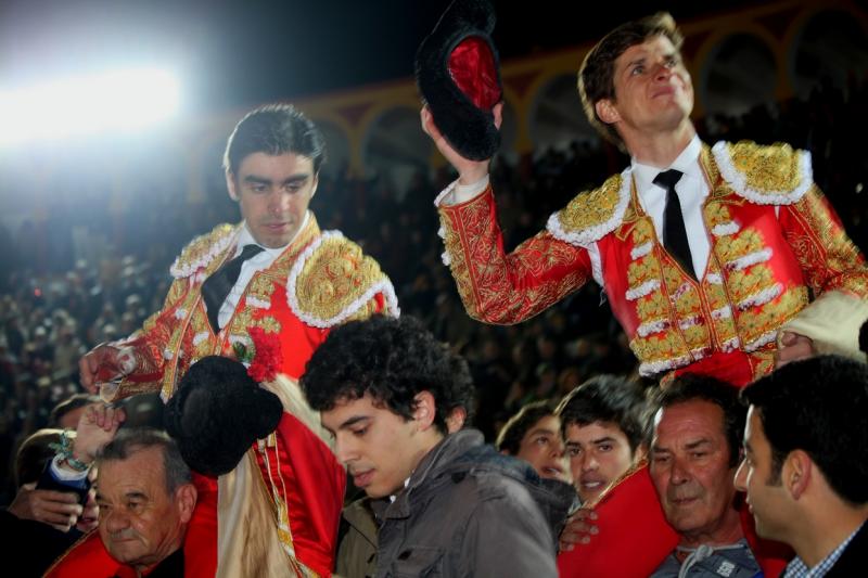 Reportaje fotográfico de la corrida de El Juli, Perera y Padilla en Olivenza