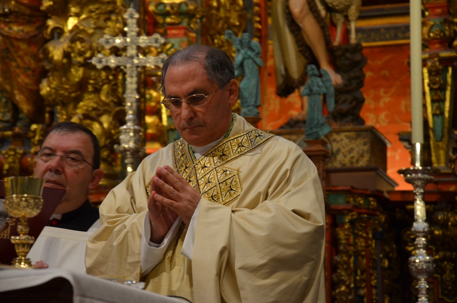 Monseñor Celso Morga toma posesión como Arzobispo Coadjutor