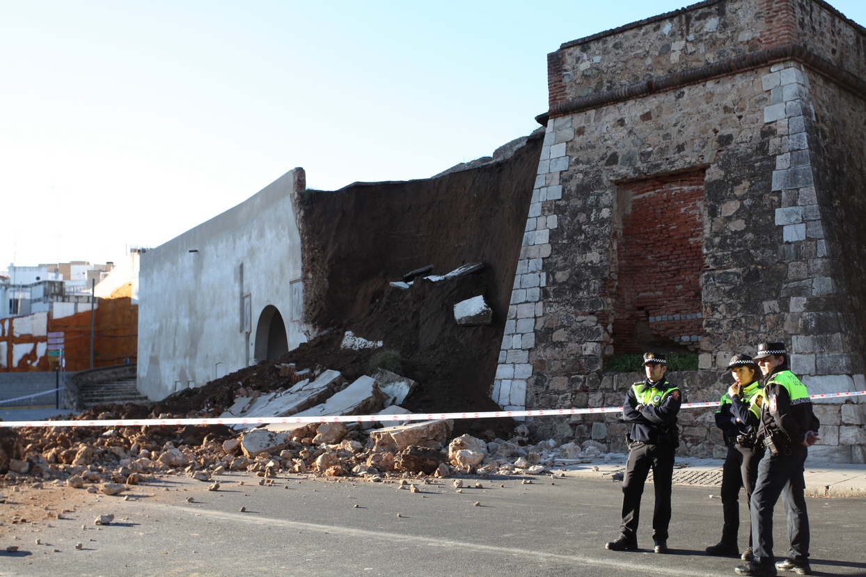 Derrumbe de Puerta Trinidad en Badajoz