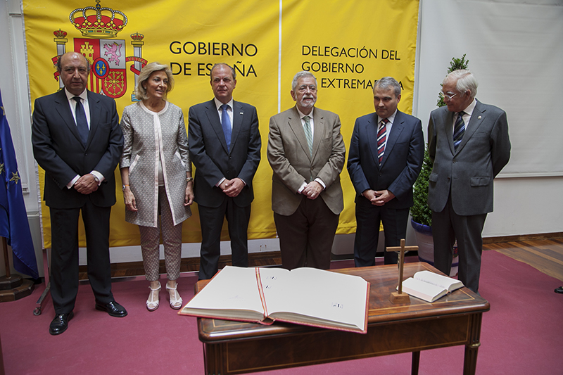 Cristina Herrera ya es la nueva delegada del Gobierno en Extremadura