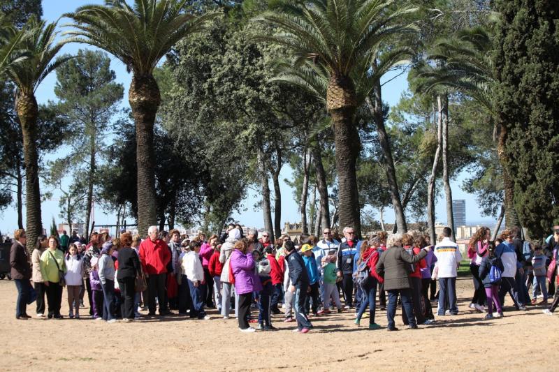 Mayores y niños buscan el tesoro perdido en la Alcazaba