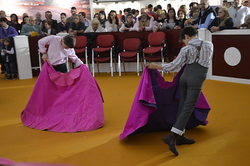 Exhibición de Toreo de Salón en la feria del Toro de Olivenza