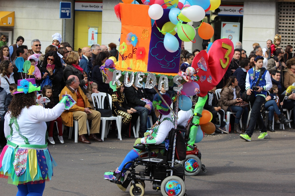 Gran Desfile de Comparsas de Badajoz 2014, parte 1